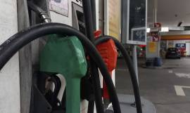 Gasolina subir at R$ 0,34 e etanol, R$ 0,02 com reonerao parcial