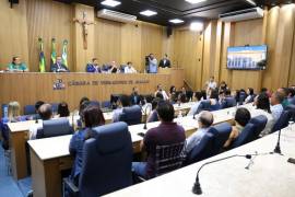 Cmara de Aracaju empossa mais 23 aprovados em concurso
