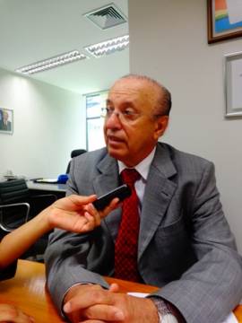 Valadares defende o Proinveste como solidariedade ao Estado