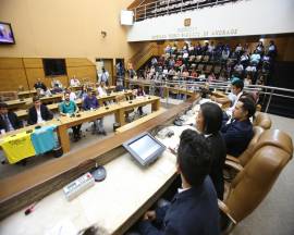 Poder Legislativo participa de assinatura de liberao para as obras do Hospital do Cncer