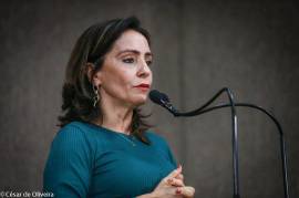 Emlia Crrea refora que privatizao da DESO desrespeita Lei Orgnica e Constituio Brasileira 