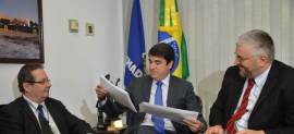 Percia diz que decretos so irregulares, mas no v atos de Dilma nos atrasos