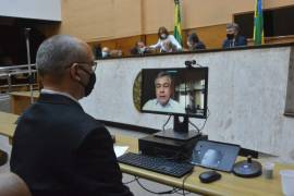Iran Barbosa destaca relatrio da CPI da Previdncia