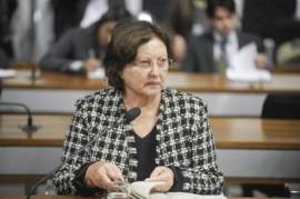 Senadora destaca debate sobre diagnstico do cncer colorretal